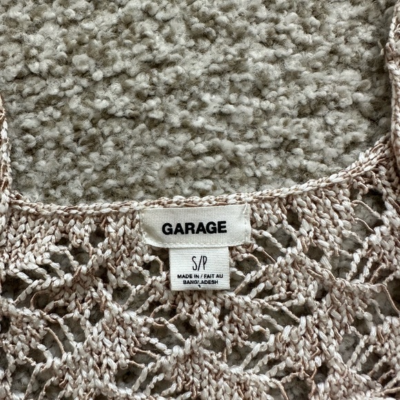 Cute Gold Tank Top - Picture 2 of 2